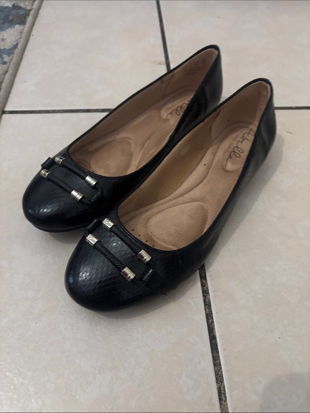 Abella Black Women’s Ballet Flats with Silver Accent